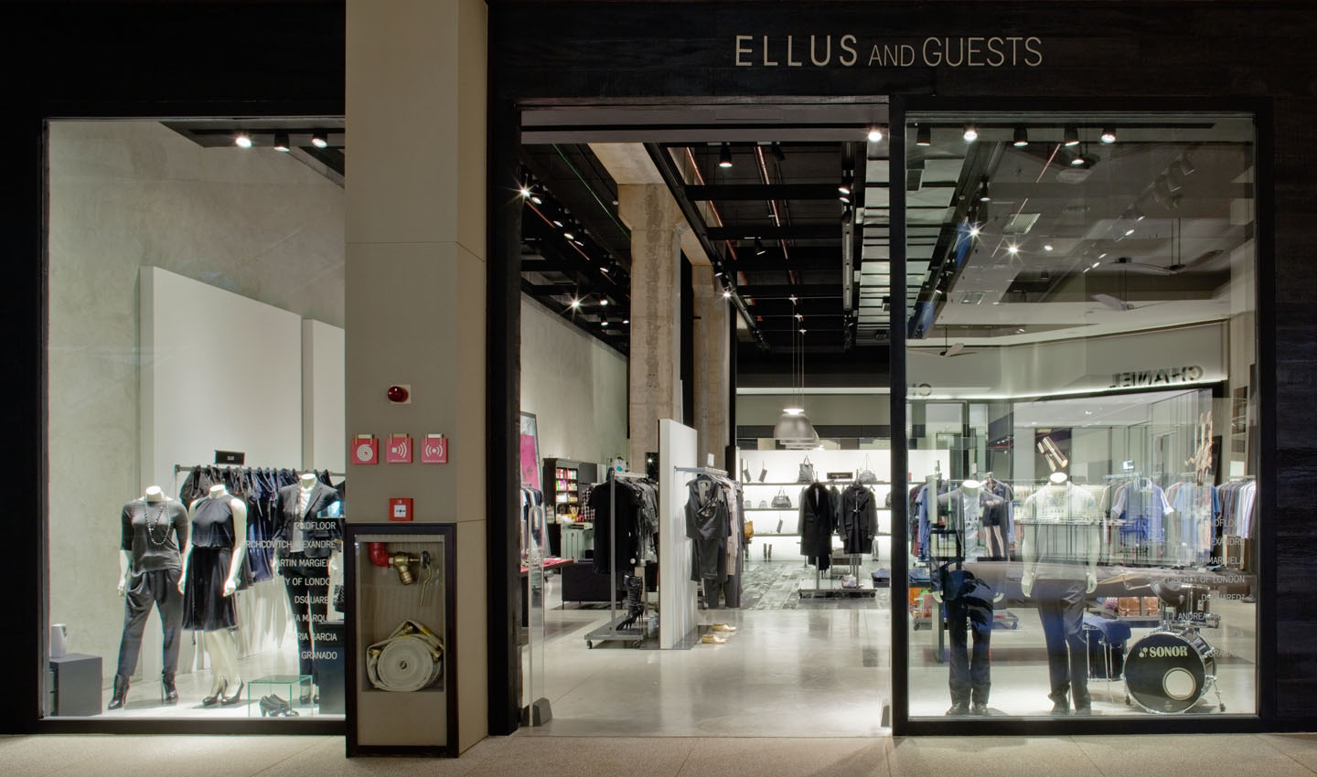 Ellus & Guests / Shopping Cidade Jardim