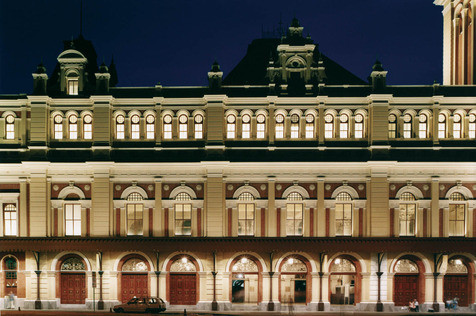 Luz Railway Station / Façades