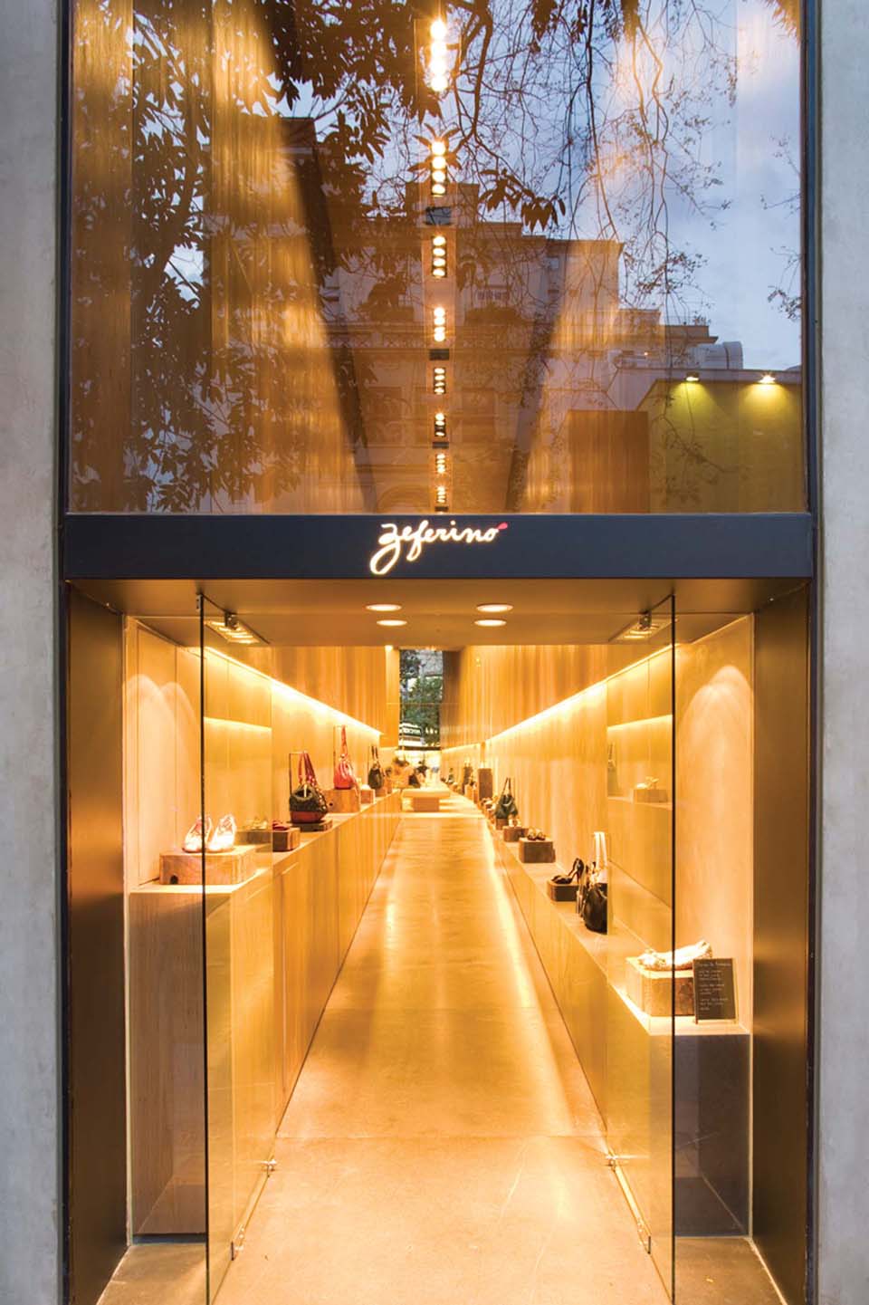 Zeferino Store / Oscar Freire St.